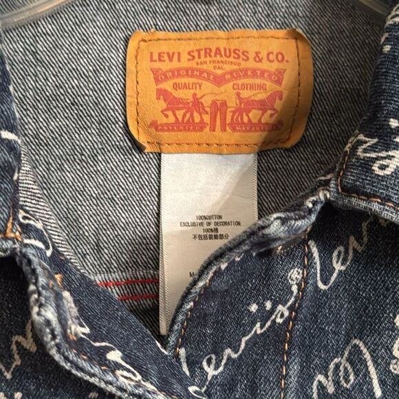 Levi Strauss Girls Cropped Logo Jacket - Picture 2 of 7